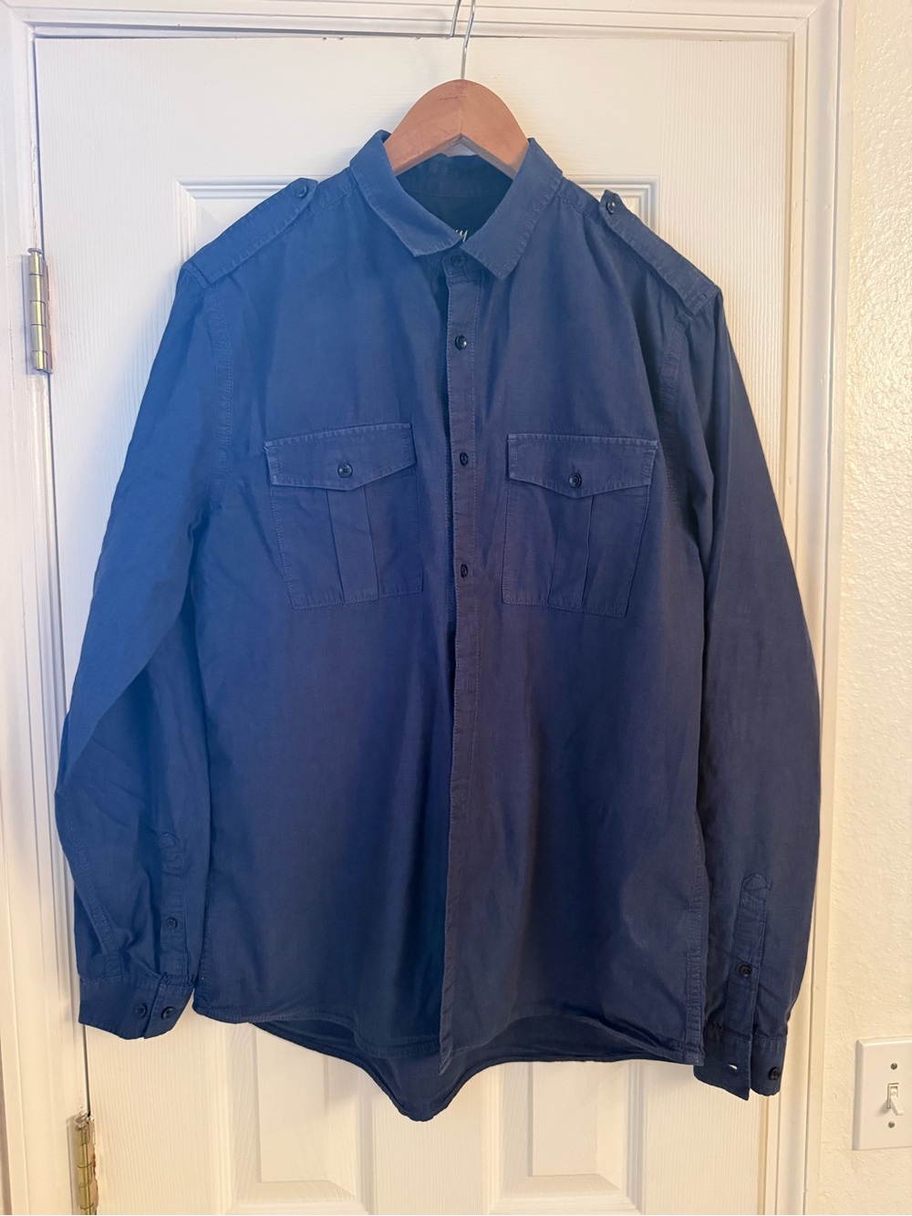 H&M Navy Blue Casual Button-Down Shirt